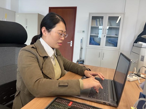 041762245283109636.jpg image1.jpeg